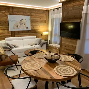 appartement-luxe-prince-des-cimes-arc-1950.hotels-rhonealpes.com/